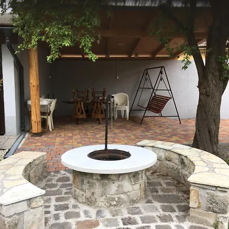 Dombi Porta *